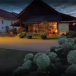 Bruendl - Fruehstueckspension Und 3*