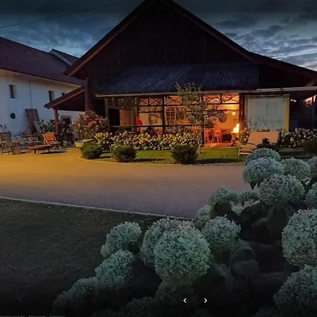 Bruendl - Fruehstueckspension Und 3*