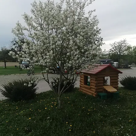 B&B Bruendl - Fruehstueckspension Und Wilhering